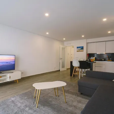 104 - Supertubos Appartement