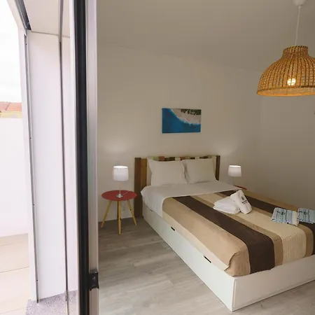 104 - Supertubos アトウギア・ダ・バレイア